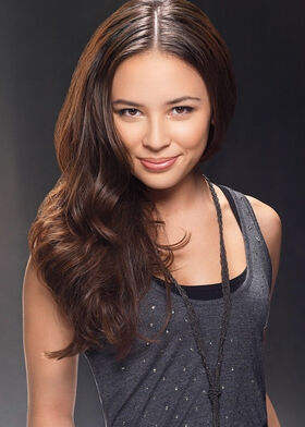 How tall is Malese Jow?